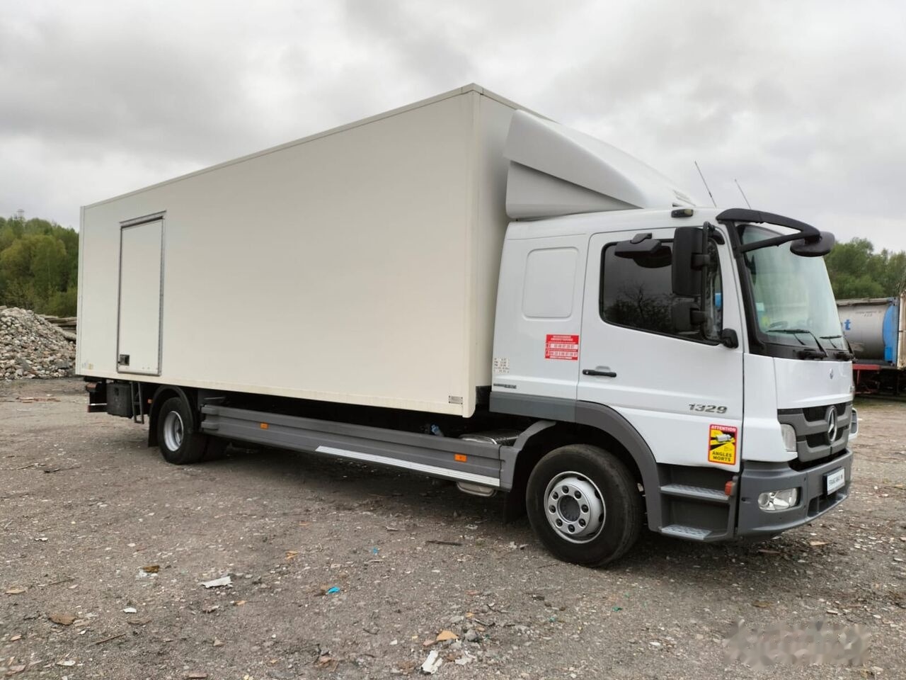 Mercedes-Benz ATEGO 1329 - Изотермичен камион: снимка 2 Mercedes-Benz ATEGO 1329 - Изотермичен камион: снимка 2