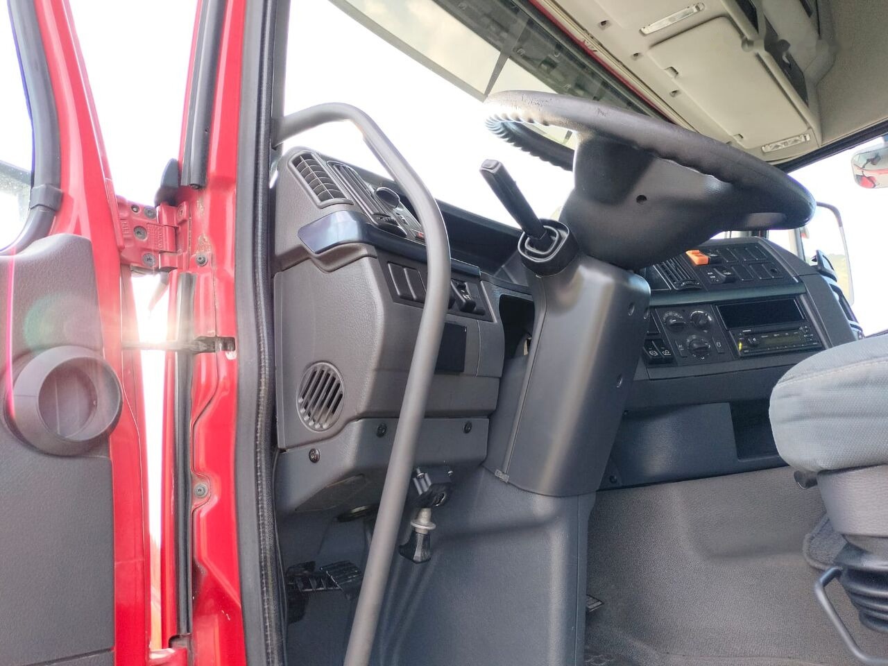 Влекач Volvo FH13 500: снимка 19