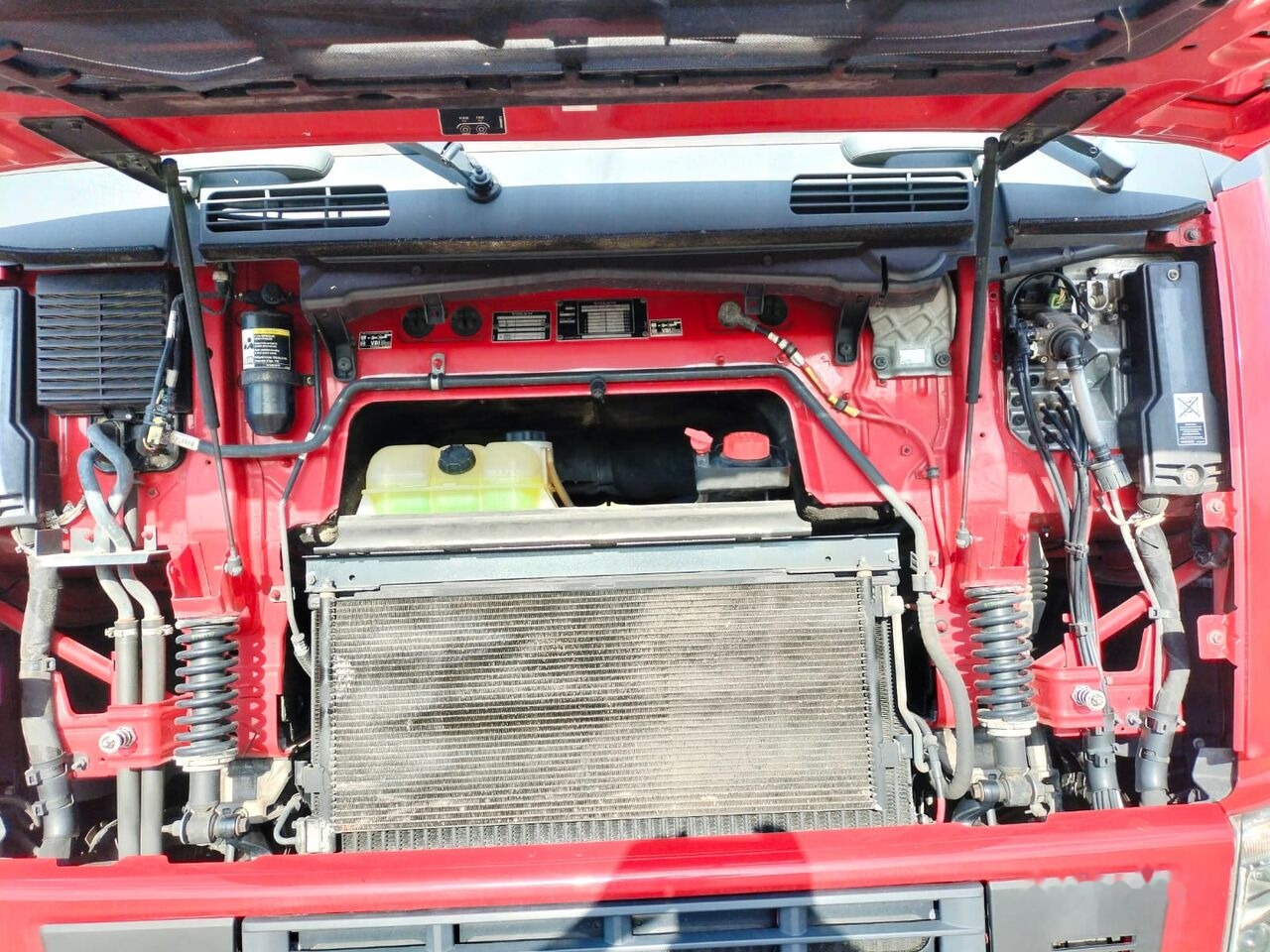 Влекач Volvo FH13 500: снимка 35