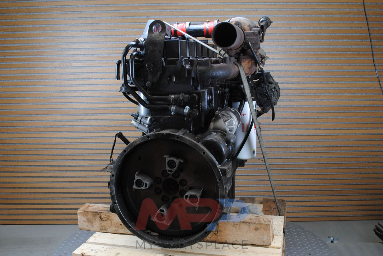 Komatsu 6D114 - Двигател: снимка 3 Komatsu 6D114 - Двигател: снимка 3