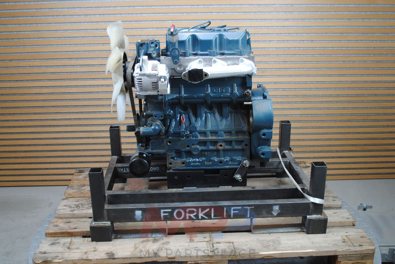 Kubota Kubota D1503 - Двигател: снимка 2 Kubota Kubota D1503 - Двигател: снимка 2