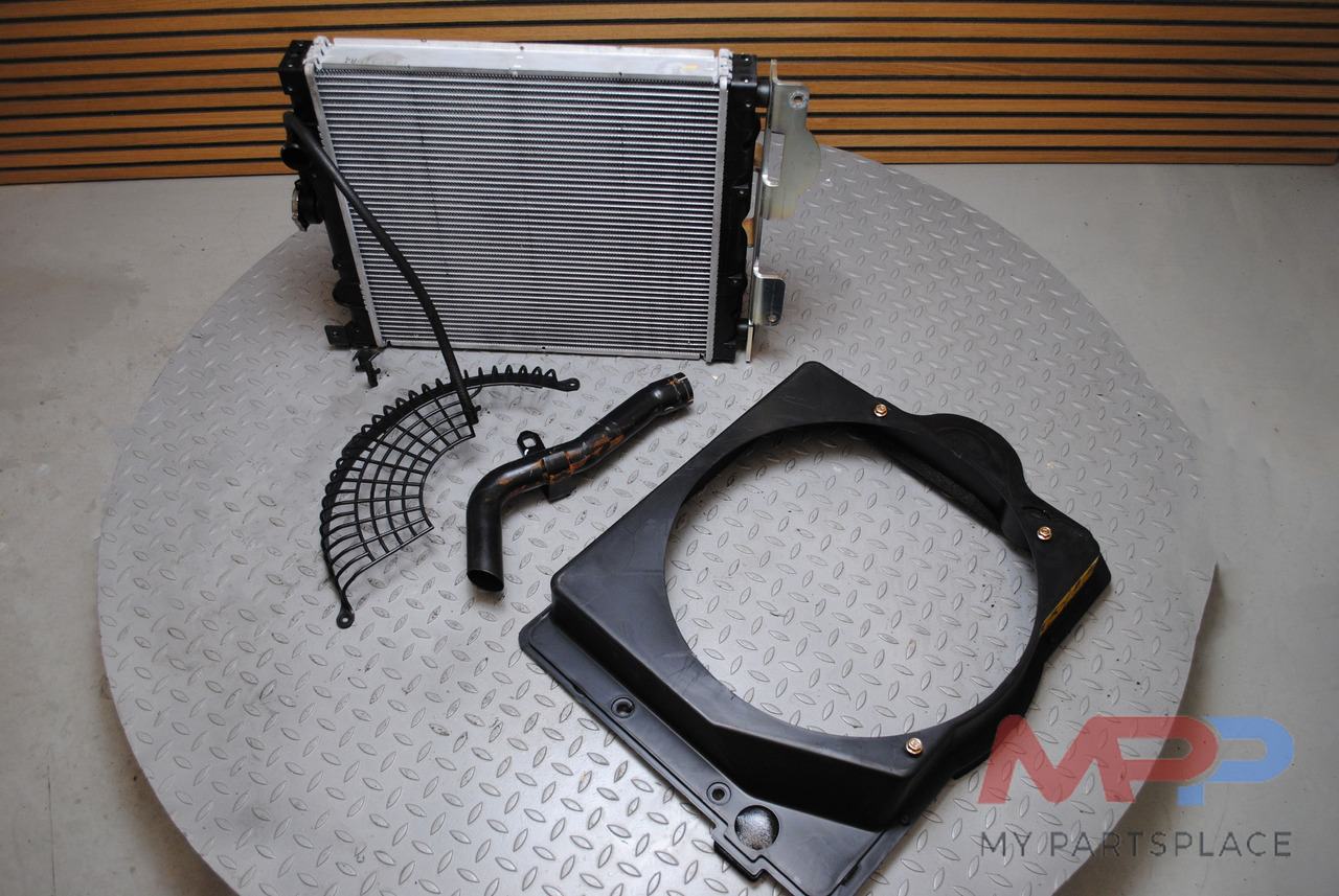 Kubota Radiator - Bobcat Graafmachine 7008808 - Радиатор за Строителна техника: снимка 1 Kubota Radiator - Bobcat Graafmachine 7008808 - Радиатор за Строителна техника: снимка 1