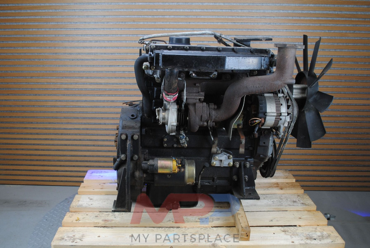 Perkins Perkins 1004 turbo AA-AB 1004.4 - Двигател: снимка 4 Perkins Perkins 1004 turbo AA-AB 1004.4 - Двигател: снимка 4