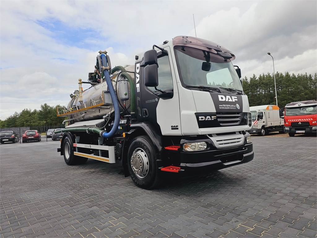 DAF WUKO SCK-4HW for collecting waste liquid separator - Каналопочистваща машина: снимка 2 DAF WUKO SCK-4HW for collecting waste liquid separator - Каналопочистваща машина: снимка 2