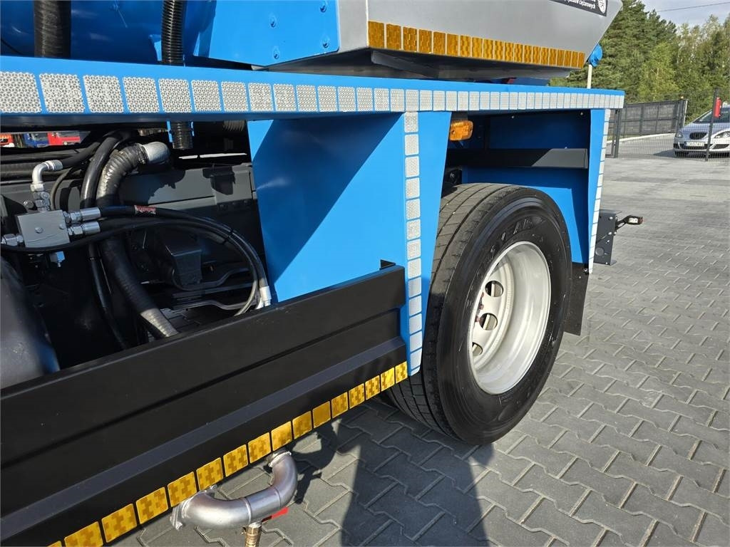 Комунална/ Специална техника DAF WHALE 2012 WUKO for the collection of liquid waste: снимка 13