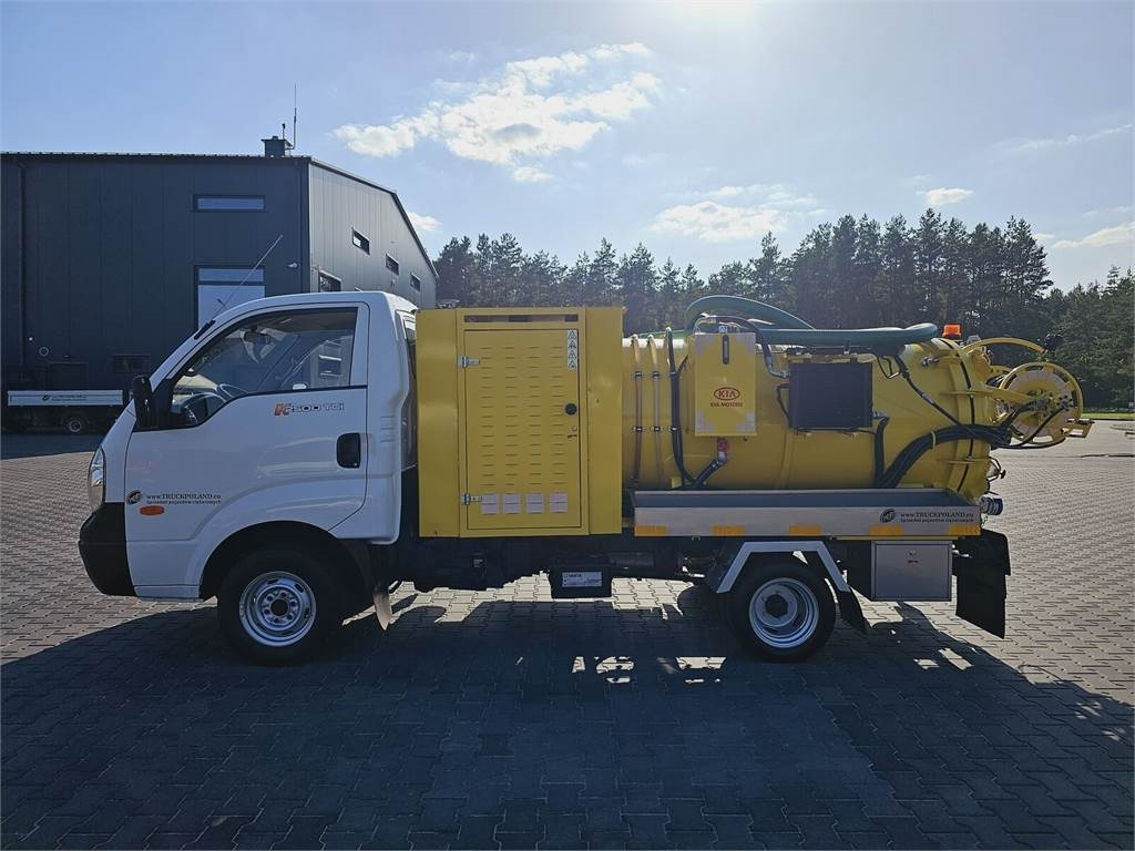 Isuzu Kia on categories B COMBI WUKO FOR DUCT CLEANING 2 - Комунална/ Специална техника: снимка 4 Isuzu Kia on categories B COMBI WUKO FOR DUCT CLEANING 2 - Комунална/ Специална техника: снимка 4