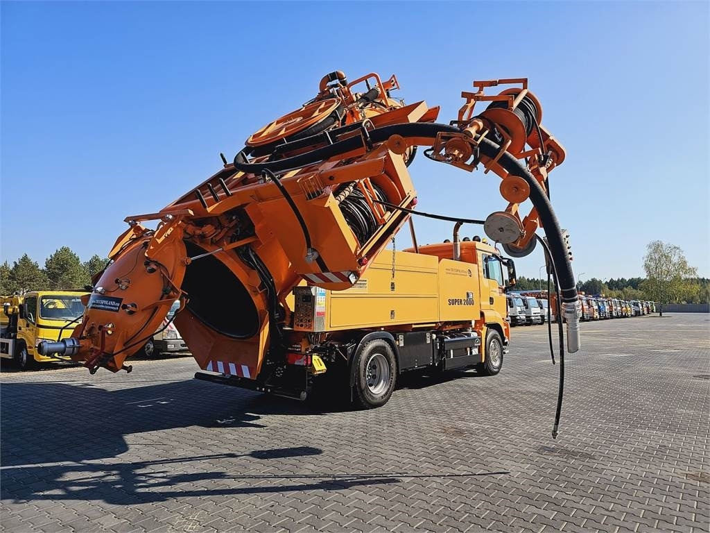 MAN Wiedemann SUPER 2000 4x2 WUKO RECYKLING for collec - Каналопочистваща машина: снимка 1 MAN Wiedemann SUPER 2000 4x2 WUKO RECYKLING for collec - Каналопочистваща машина: снимка 1