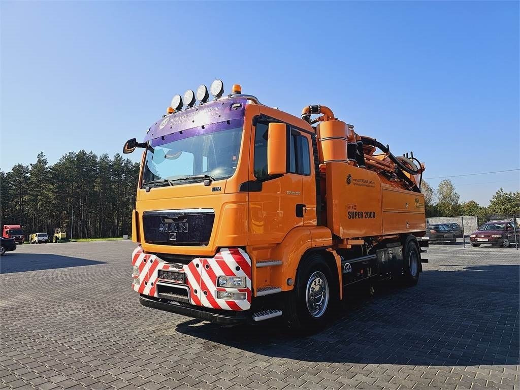 MAN Wiedemann SUPER 2000 4x2 WUKO RECYKLING for collec - Каналопочистваща машина: снимка 3 MAN Wiedemann SUPER 2000 4x2 WUKO RECYKLING for collec - Каналопочистваща машина: снимка 3