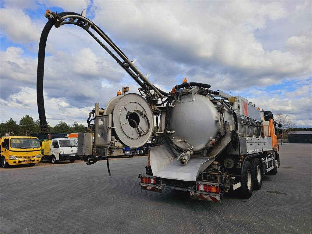 Mercedes-Benz WUKO KROLL COMBI FOR SEWER CLEANING - Каналопочистваща машина: снимка 1 Mercedes-Benz WUKO KROLL COMBI FOR SEWER CLEANING - Каналопочистваща машина: снимка 1
