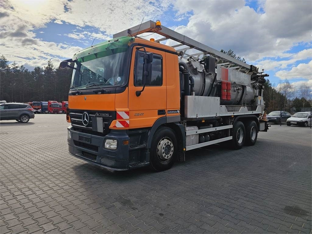 Mercedes-Benz WUKO KROLL COMBI FOR SEWER CLEANING - Каналопочистваща машина: снимка 4 Mercedes-Benz WUKO KROLL COMBI FOR SEWER CLEANING - Каналопочистваща машина: снимка 4