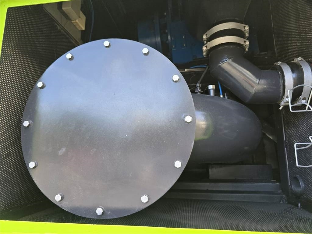 Scania Disab Centurion P210/9 Suction-blowing vacuum load - Каналопочистваща машина: снимка 4 Scania Disab Centurion P210/9 Suction-blowing vacuum load - Каналопочистваща машина: снимка 4
