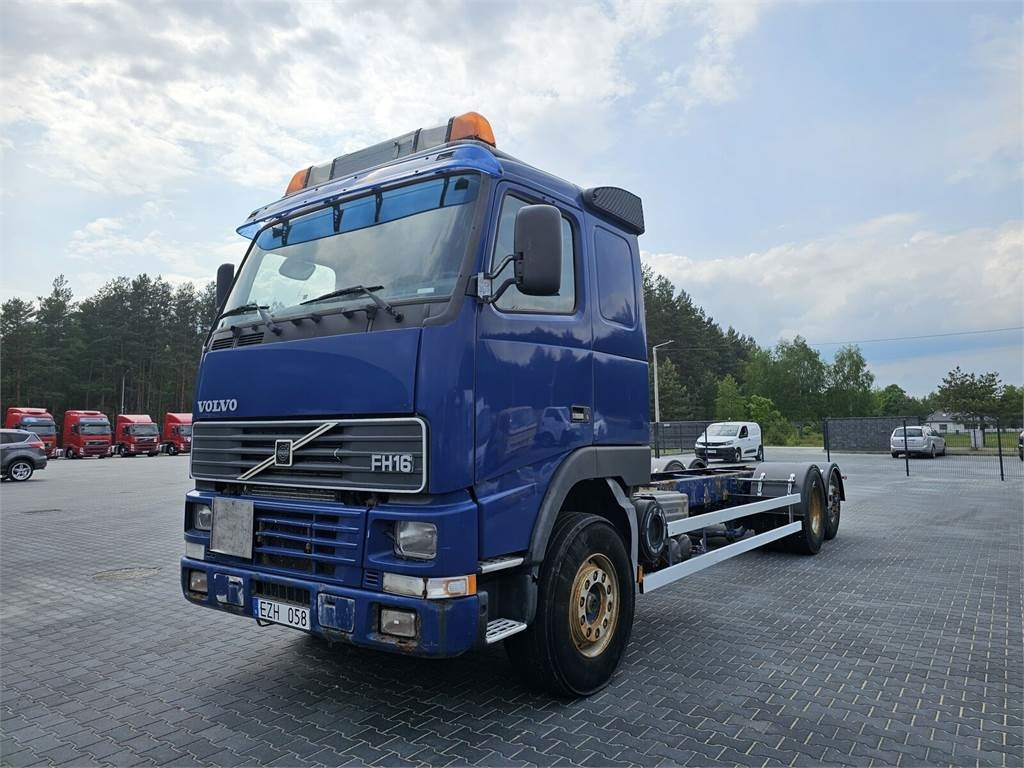 Volvo FH 16 470 KM 6x2 low mileage 229700 km !!!! - Рама/ Шаси за Камион: снимка 2 Volvo FH 16 470 KM 6x2 low mileage 229700 km !!!! - Рама/ Шаси за Камион: снимка 2