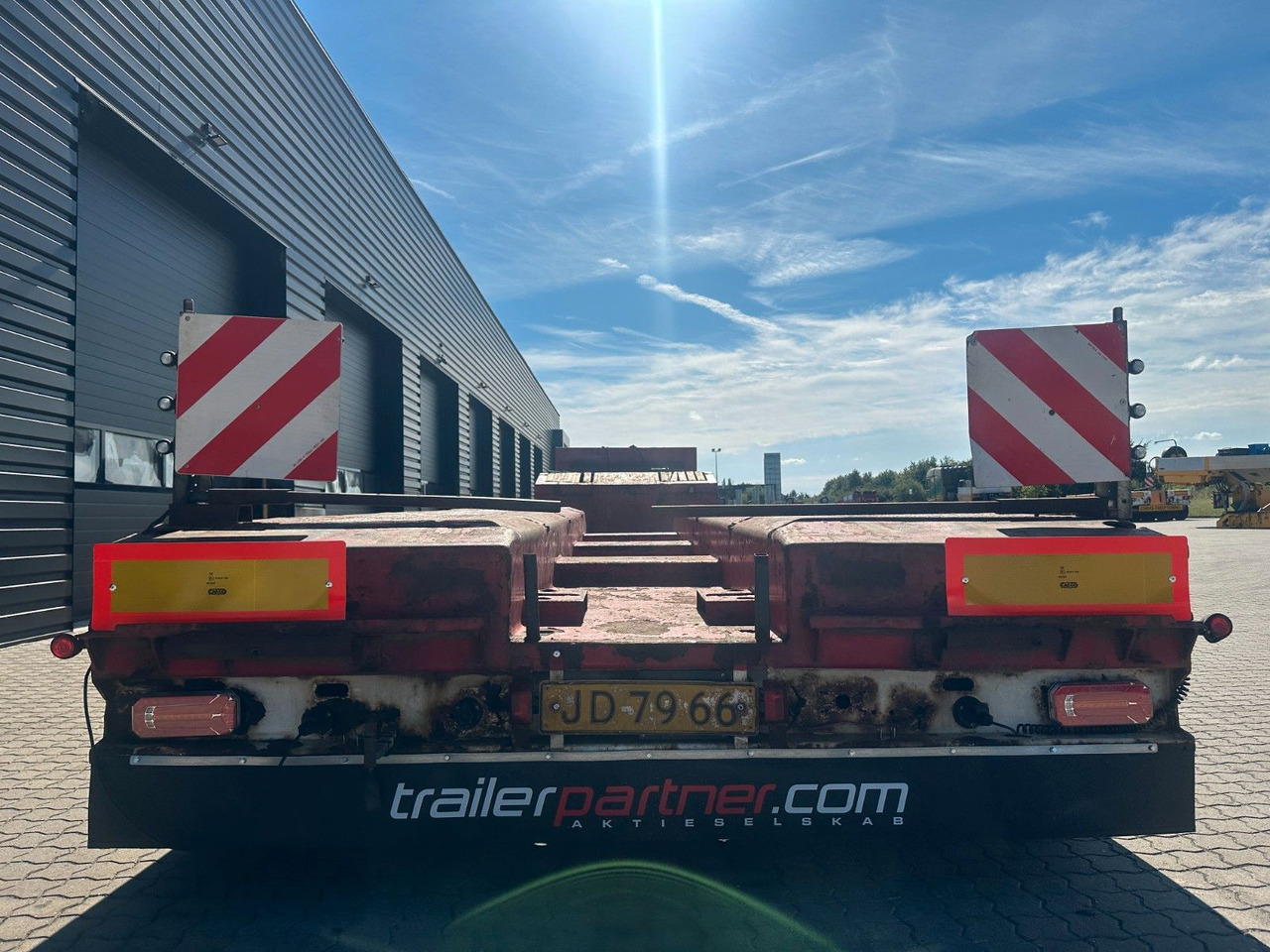 Нискорамна площадка полуремарке Doll 3 achs Tiefbett/ Ausziehbar: снимка 6 Нискорамна площадка полуремарке Doll 3 achs Tiefbett/ Ausziehbar: снимка 6