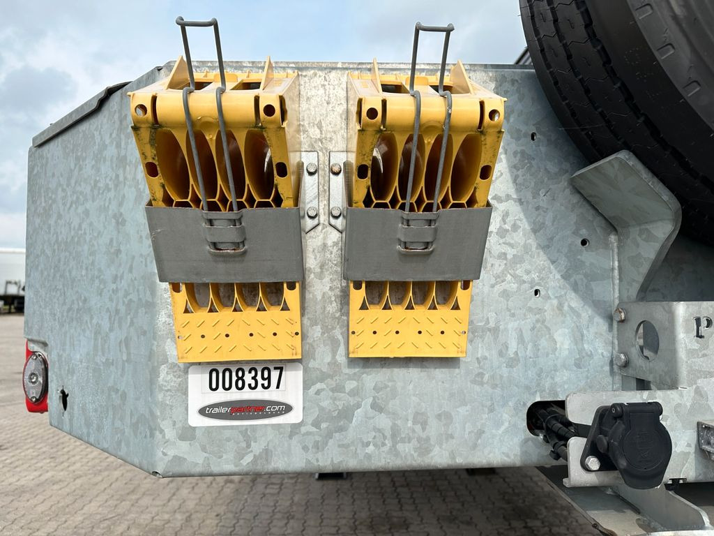 Faymonville Maxtrailer MAX 100 tieflader / ausziehbar - Нискорамна площадка полуремарке: снимка 3 Faymonville Maxtrailer MAX 100 tieflader / ausziehbar - Нискорамна площадка полуремарке: снимка 3