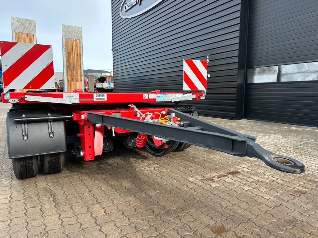 Faymonville Maxtrailer MAX 600 4 achs anhänger - Нискорамна площадка полуремарке: снимка 4 Faymonville Maxtrailer MAX 600 4 achs anhänger - Нискорамна площадка полуремарке: снимка 4
