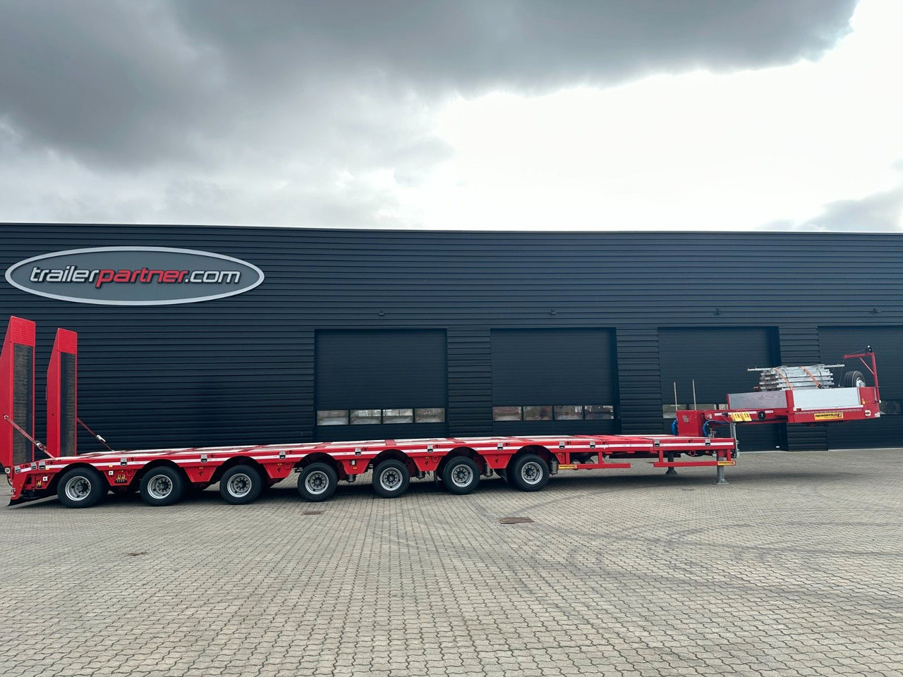 Faymonville Multimax 7 achs. tieflader / 2 x ausziehbar Faymonville Multimax 7 achs. tieflader / 2 x ausziehbar - Нискорамна площадка полуремарке: снимка 3 Faymonville Multimax 7 achs. tieflader / 2 x ausziehbar Faymonville Multimax 7 achs. tieflader / 2 x ausziehbar - Нискорамна площадка полуремарке: снимка 3