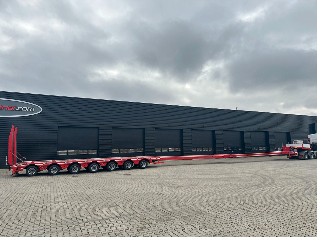 Faymonville Multimax 7 achs. tieflader / 2 x ausziehbar Faymonville Multimax 7 achs. tieflader / 2 x ausziehbar - Нискорамна площадка полуремарке: снимка 1 Faymonville Multimax 7 achs. tieflader / 2 x ausziehbar Faymonville Multimax 7 achs. tieflader / 2 x ausziehbar - Нискорамна площадка полуремарке: снимка 1
