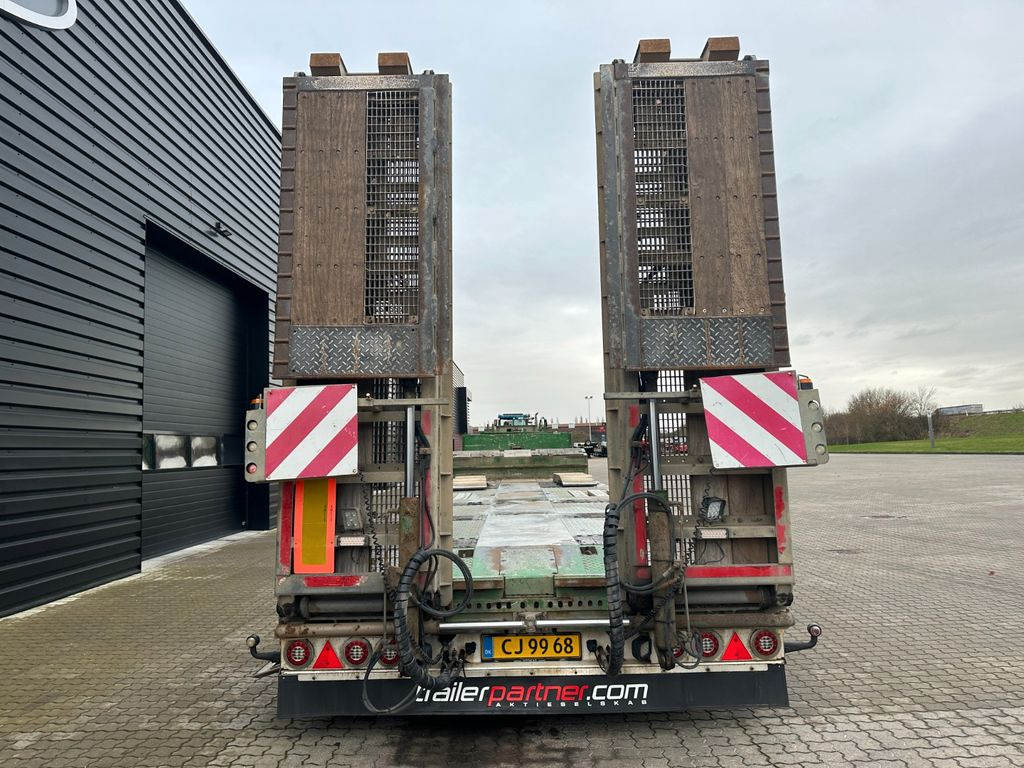 Нискорамна площадка полуремарке HRD AMT 4 achs tieflader / ausziehbar / Radmulde HRD AMT 4 achs tieflader / ausziehbar / Radmulde: снимка 11