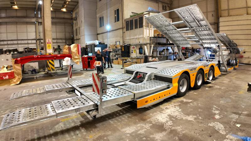 Eroglu 3 Axle Trucks Carriers - Автовоз полуремарке: снимка 3 Eroglu 3 Axle Trucks Carriers - Автовоз полуремарке: снимка 3