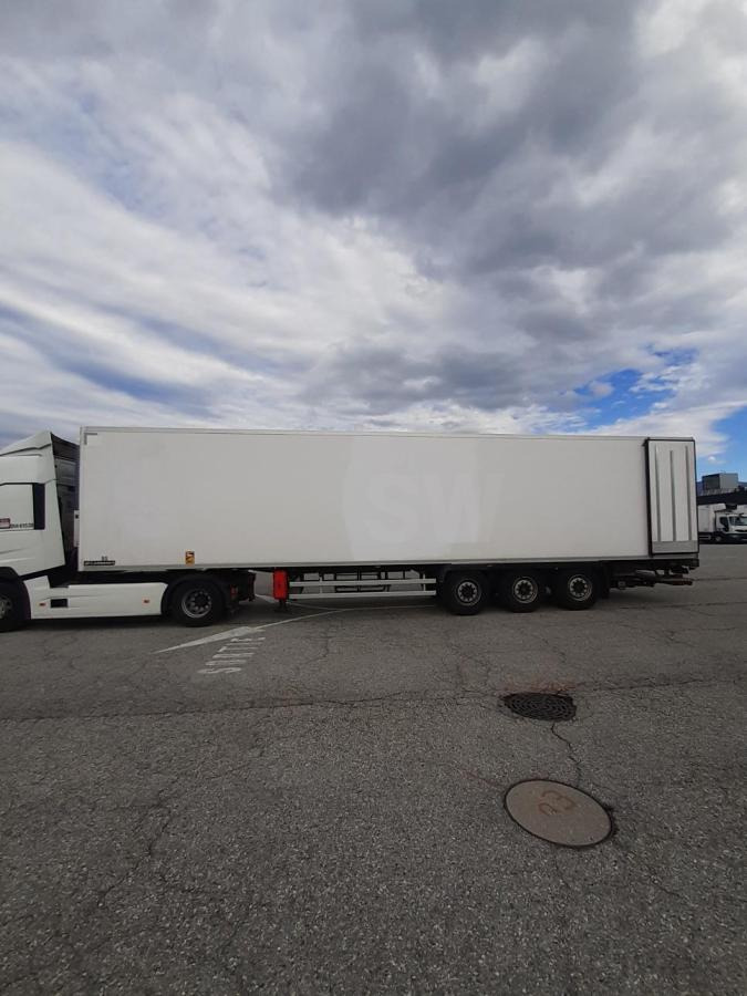 Lamberet LVFS3 F4R - Рефрижератор полуремарке: снимка 2 Lamberet LVFS3 F4R - Рефрижератор полуремарке: снимка 2