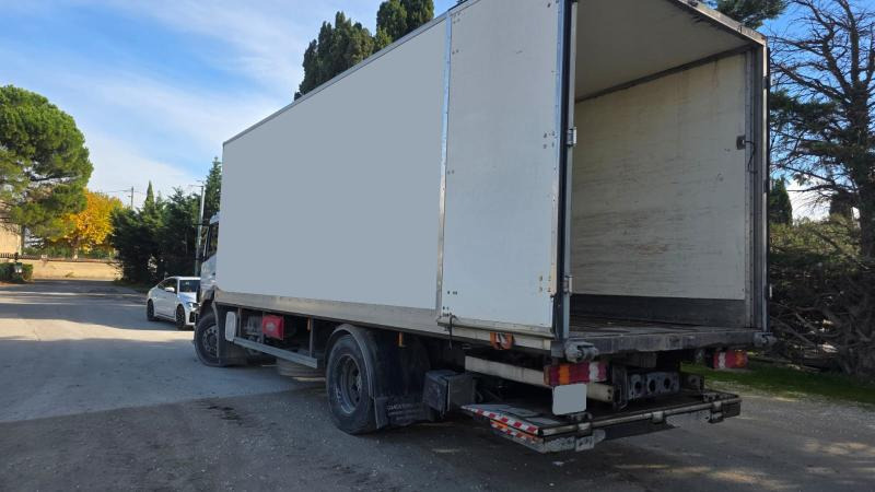Mercedes Atego 1823 - Рефрижератор камион: снимка 4 Mercedes Atego 1823 - Рефрижератор камион: снимка 4