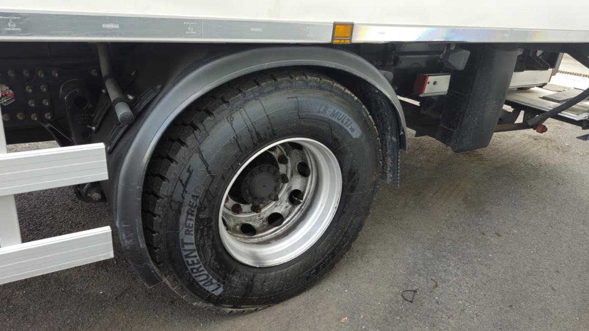 Renault D WIDE - Рефрижератор камион: снимка 3 Renault D WIDE - Рефрижератор камион: снимка 3