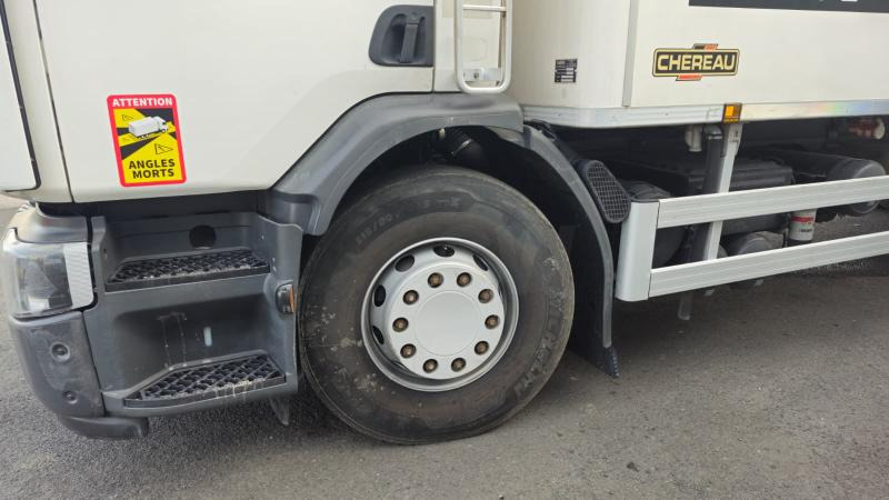 Renault D WIDE (LOCATION / RENT) - Рефрижератор камион: снимка 4 Renault D WIDE (LOCATION / RENT) - Рефрижератор камион: снимка 4