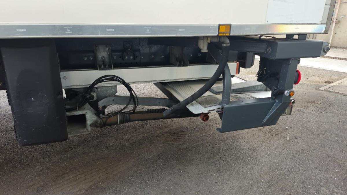 Renault D WIDE (LOCATION / RENT) - Рефрижератор камион: снимка 5 Renault D WIDE (LOCATION / RENT) - Рефрижератор камион: снимка 5