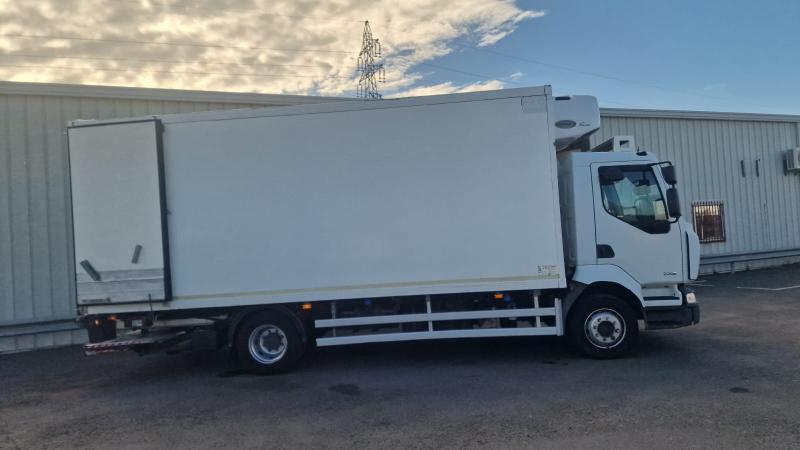 Renault Midlum 220 DXI - Рефрижератор камион: снимка 3 Renault Midlum 220 DXI - Рефрижератор камион: снимка 3