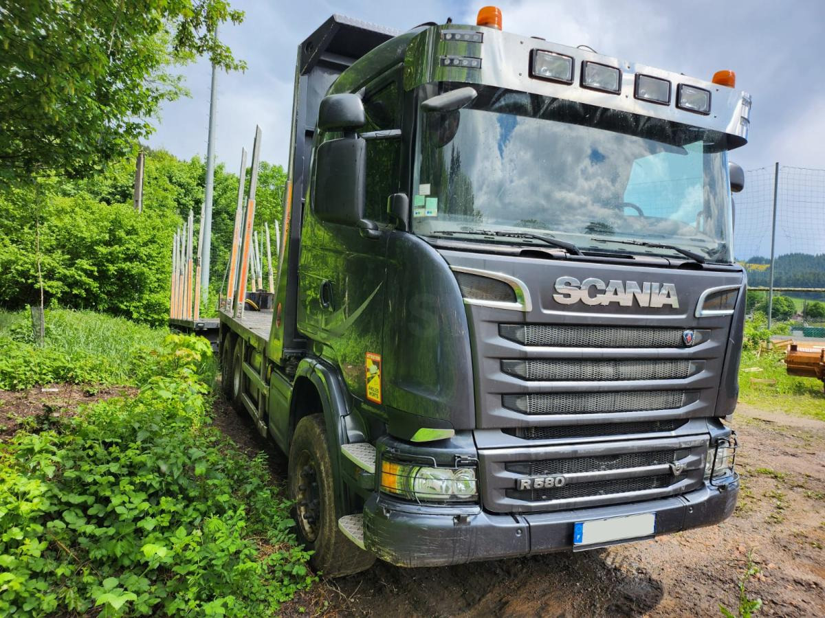 Scania R R 580 - Камион за дърва, Камион с кран: снимка 1 Scania R R 580 - Камион за дърва, Камион с кран: снимка 1