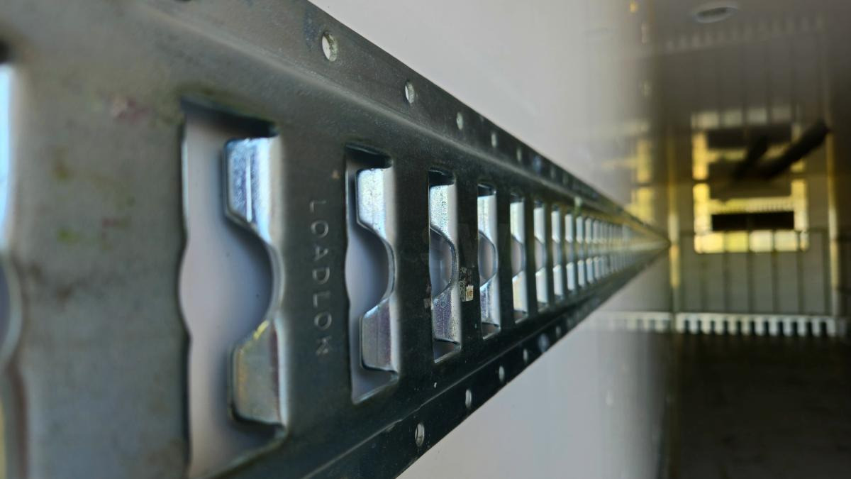 Schmitz Cargobull / Chereau / Lamberet (Location / Rent) - Рефрижератор полуремарке: снимка 5 Schmitz Cargobull / Chereau / Lamberet (Location / Rent) - Рефрижератор полуремарке: снимка 5