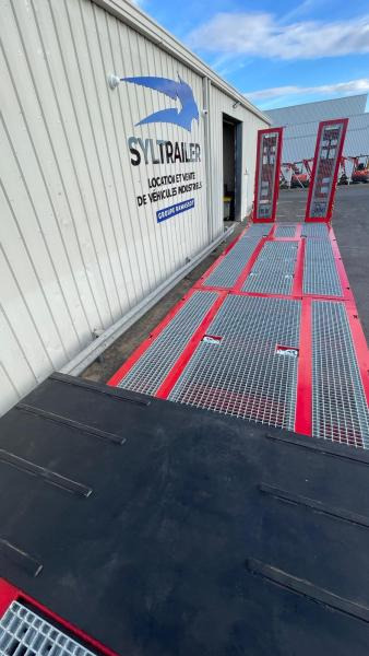 Syltrailer Porte Engins Caiboutti (Location / Rent) SYL227 - Нискорамна площадка полуремарке: снимка 4 Syltrailer Porte Engins Caiboutti (Location / Rent) SYL227 - Нискорамна площадка полуремарке: снимка 4