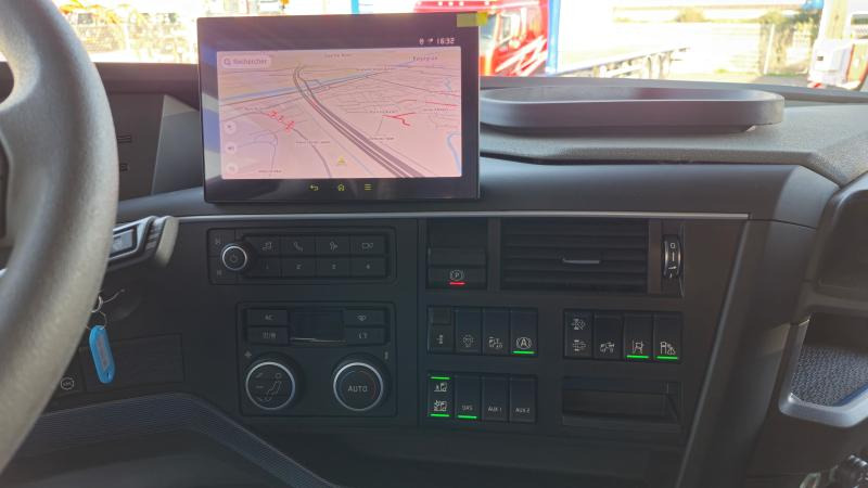 Нови Влекач Volvo FH 500 AERO Globetrotter XXL (Location / Rent): снимка 8 Нови Влекач Volvo FH 500 AERO Globetrotter XXL (Location / Rent): снимка 8