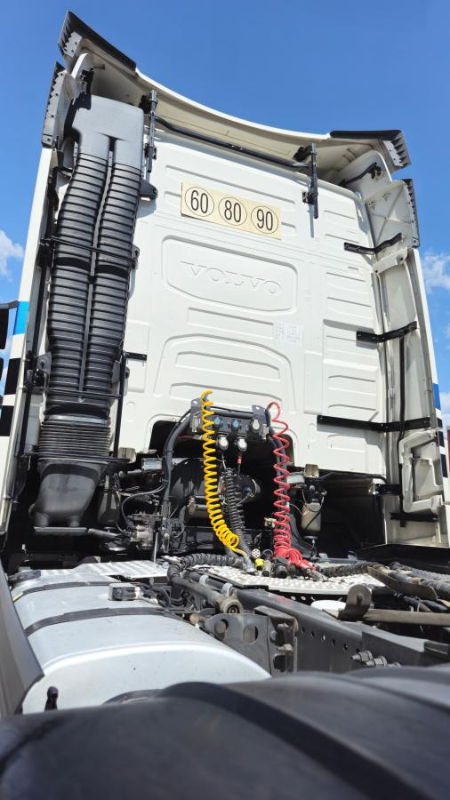 Volvo FH 500 Globetrotter - Влекач: снимка 5 Volvo FH 500 Globetrotter - Влекач: снимка 5