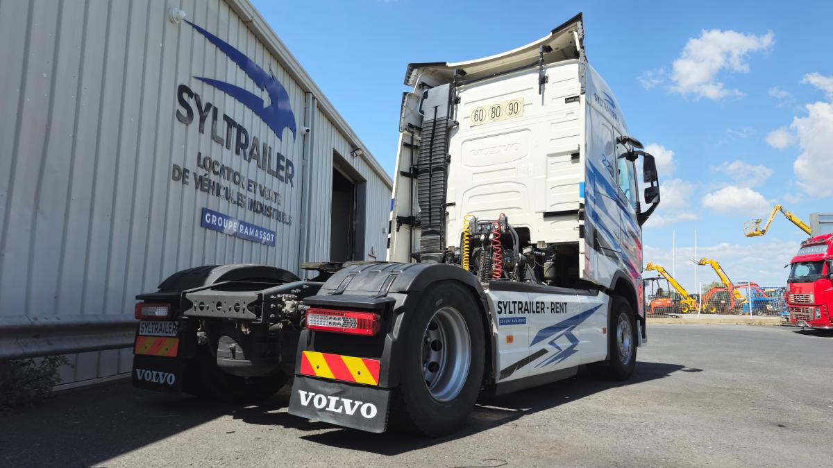 Volvo FH 500 Globetrotter - Влекач: снимка 3 Volvo FH 500 Globetrotter - Влекач: снимка 3