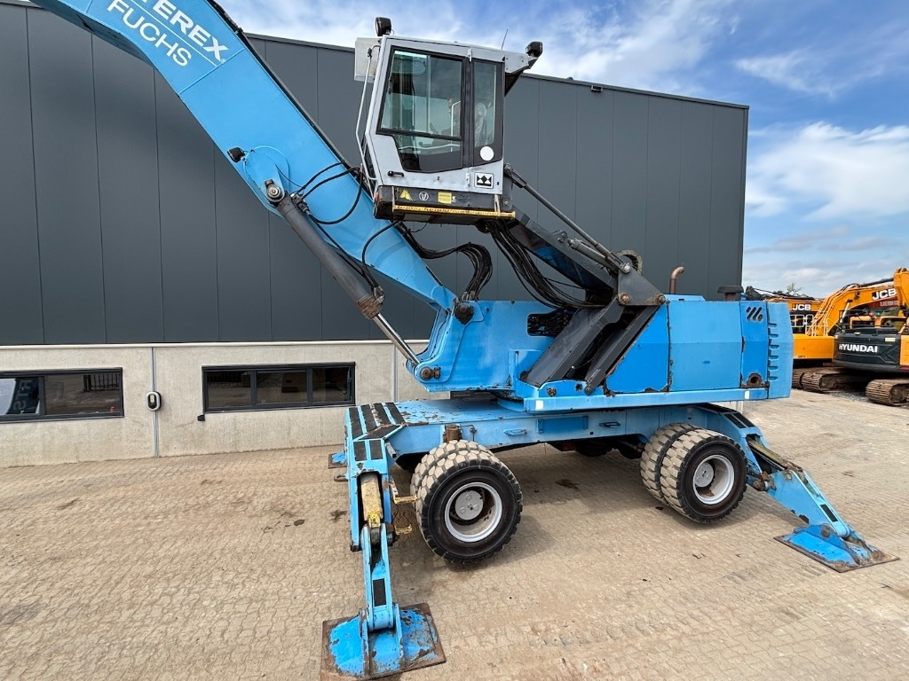 Fuchs MHL 380 - Багер за манипулиране на материали: снимка 3 Fuchs MHL 380 - Багер за манипулиране на материали: снимка 3