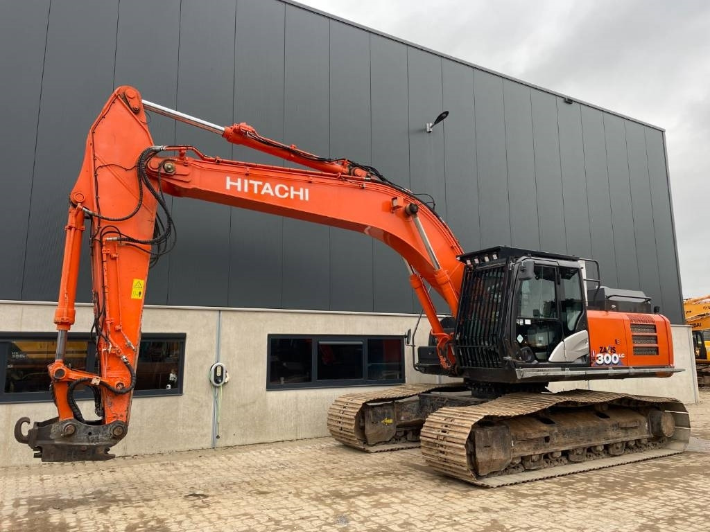 Hitachi ZX 300 LC-6 -- ZX300 LC-6 - Верижен багер: снимка 4 Hitachi ZX 300 LC-6 -- ZX300 LC-6 - Верижен багер: снимка 4