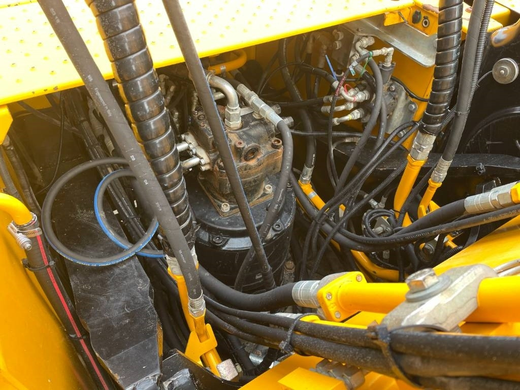 Верижен багер JCB JS300LC -- JS 300 LC: снимка 11