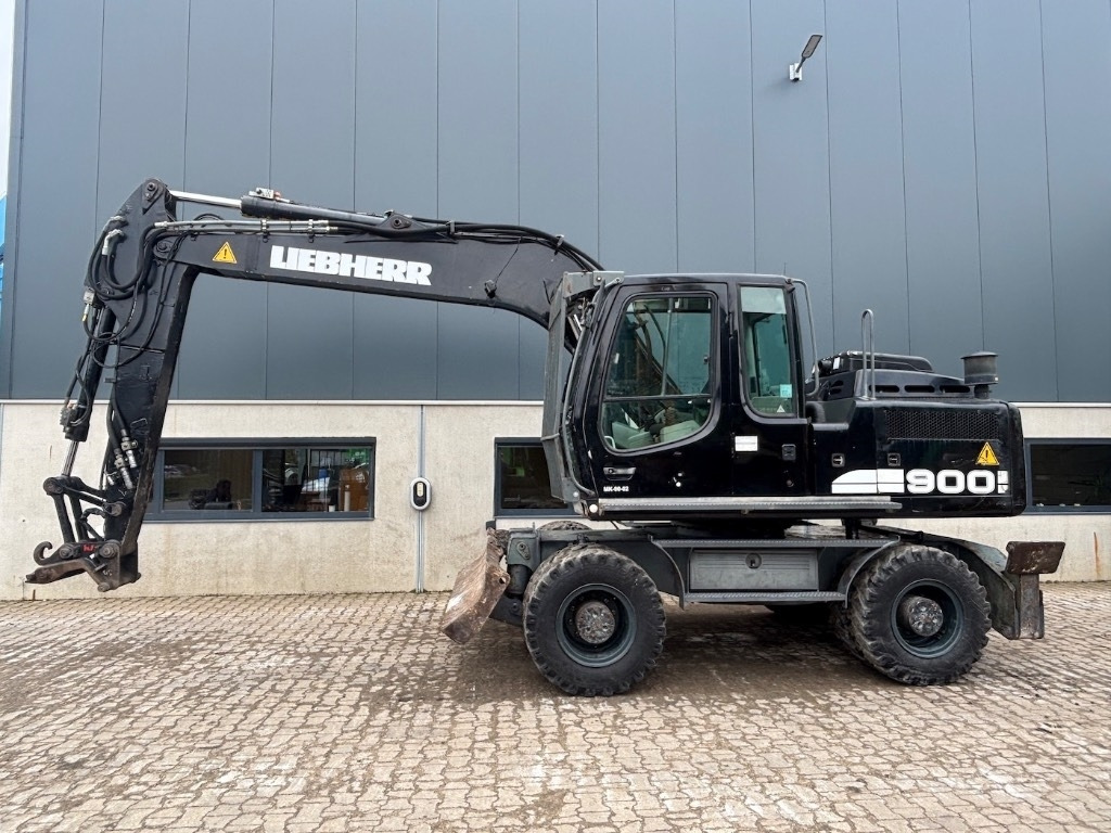 Liebherr A 900 C - A900 - A 904 C - Колесен багер: снимка 2 Liebherr A 900 C - A900 - A 904 C - Колесен багер: снимка 2
