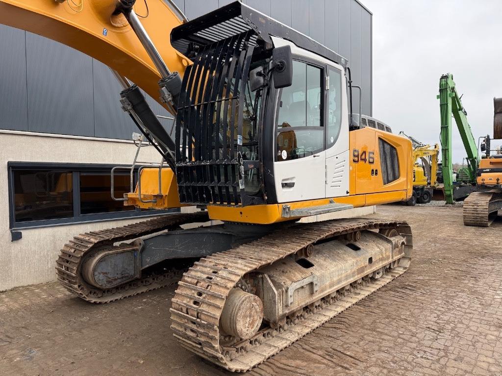 Liebherr R 946 LC - R946 - R946LC - R 938 - Верижен багер: снимка 2 Liebherr R 946 LC - R946 - R946LC - R 938 - Верижен багер: снимка 2