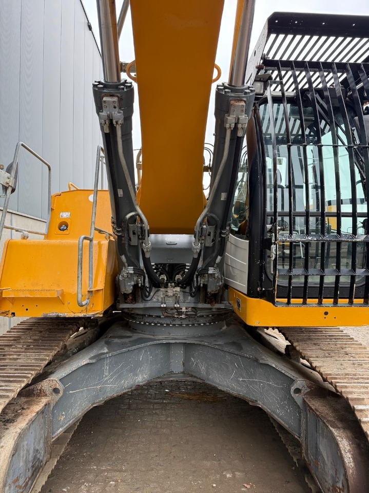 Liebherr R 946 LC - R946 - R946LC - R 938 - Верижен багер: снимка 5 Liebherr R 946 LC - R946 - R946LC - R 938 - Верижен багер: снимка 5