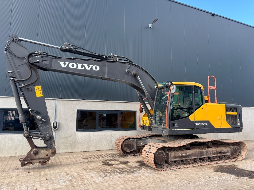Верижен багер Volvo EC 220 E - EC220EL - EC 220 EL - EC220E - EC 220: снимка 1