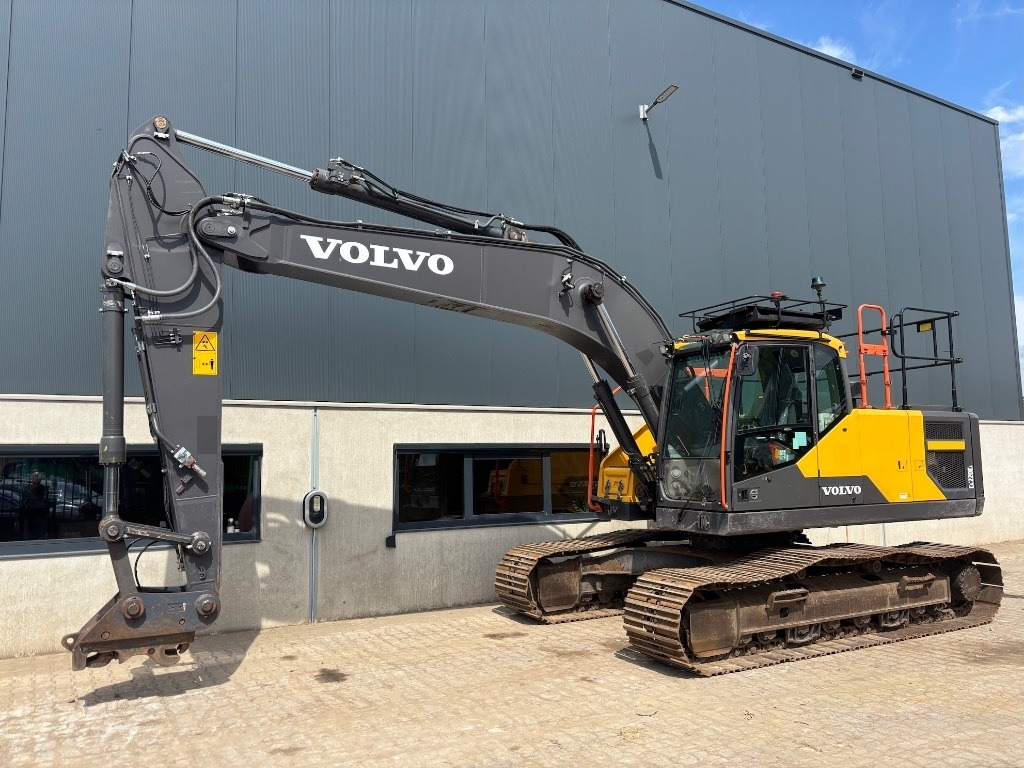Volvo EC 220 E L - EC220  - Верижен багер: снимка 1 Volvo EC 220 E L - EC220  - Верижен багер: снимка 1