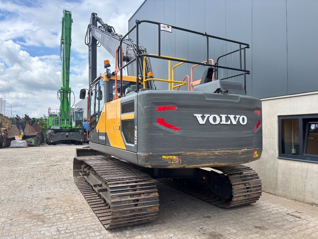 Volvo EC 220 E LR Long Reach - Long Front 15 Meters - Верижен багер: снимка 4 Volvo EC 220 E LR Long Reach - Long Front 15 Meters - Верижен багер: снимка 4
