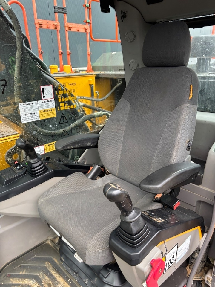 Верижен багер Volvo EC 250 E - EC 250 EL - EC250 - EC250EL: снимка 16