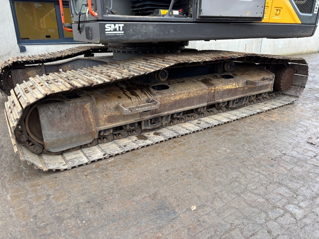 Верижен багер Volvo EC 250 E - EC 250 EL - EC250 - EC250EL: снимка 34