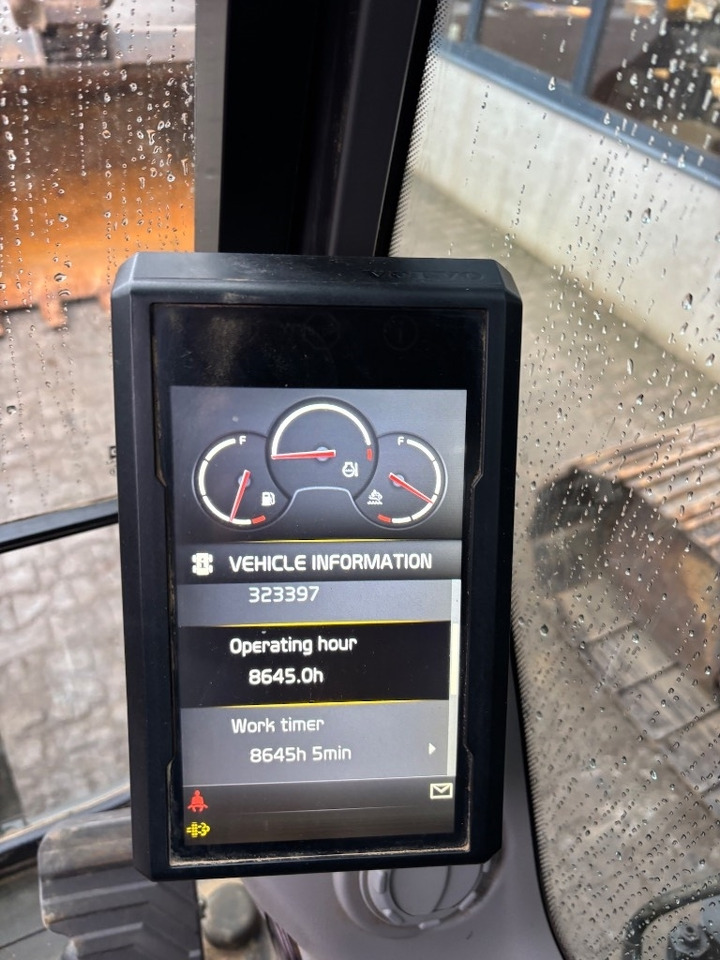 Верижен багер Volvo EC 250 E - EC 250 EL - EC250 - EC250EL: снимка 19