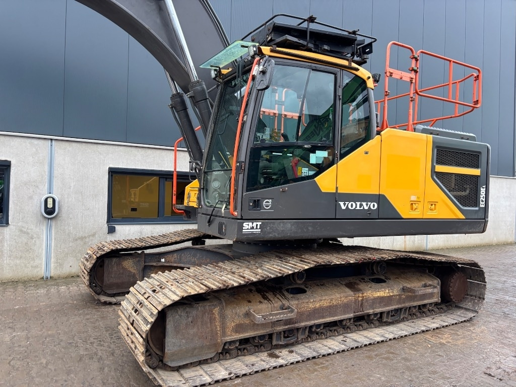 Верижен багер Volvo EC 250 E - EC 250 EL - EC250 - EC250EL: снимка 13