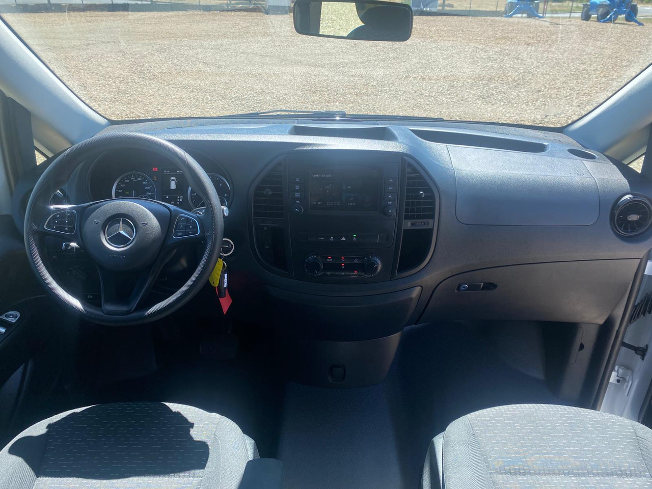 MERCEDES-BENZ Vito Tourer 114 CDI 136 Long Pro 9G-Tronic 8 Places - Пътнически бус: снимка 5 MERCEDES-BENZ Vito Tourer 114 CDI 136 Long Pro 9G-Tronic 8 Places - Пътнически бус: снимка 5
