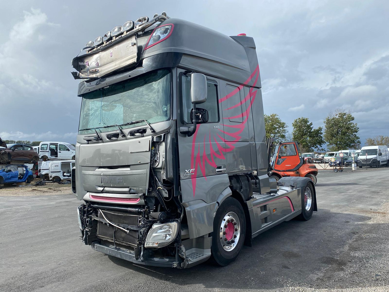 DAF XF 510 Super Space Cab - Влекач: снимка 1 DAF XF 510 Super Space Cab - Влекач: снимка 1